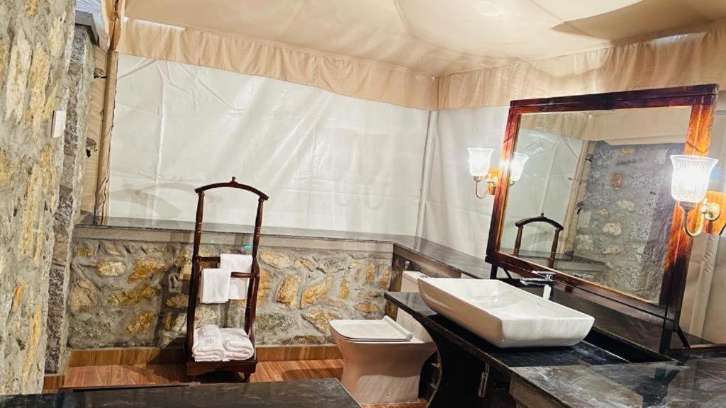 Hotel Ozaki Heritage Jaisalmer Eksteriør billede
